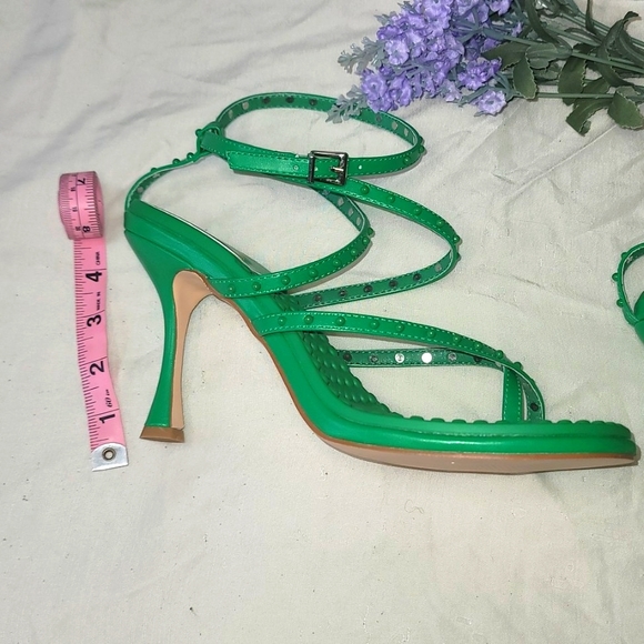 AKIRA AZALEA WANG NEON GREEN STUDDED SANDAL KITTEN HEEL❤️‍🔥 - Picture 4 of 5